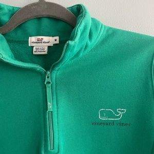 Vineyard Vines Fleece Quarter Zip Pullover size Medium in Kelly Green